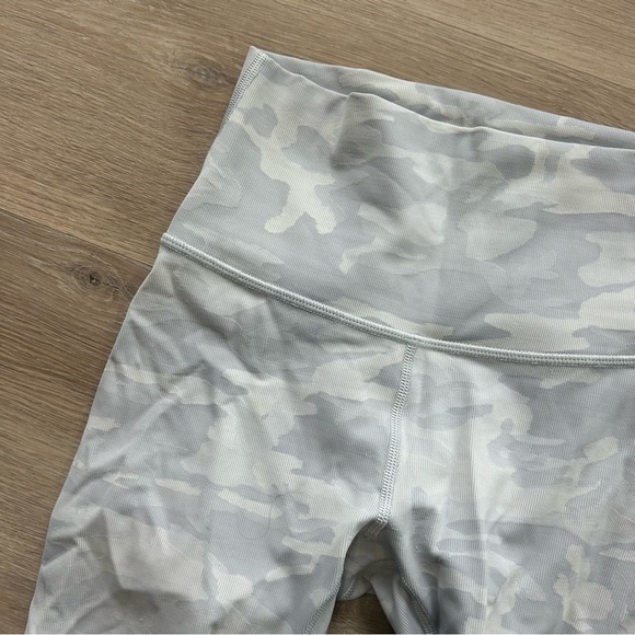 Lululemon Wunder Under High Rise Tight *Luxtreme - Picture 7 of 10